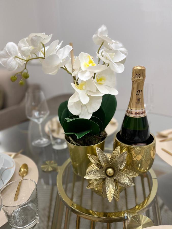Bellagio Luxury Suites Apartments Zewnętrze zdjęcie