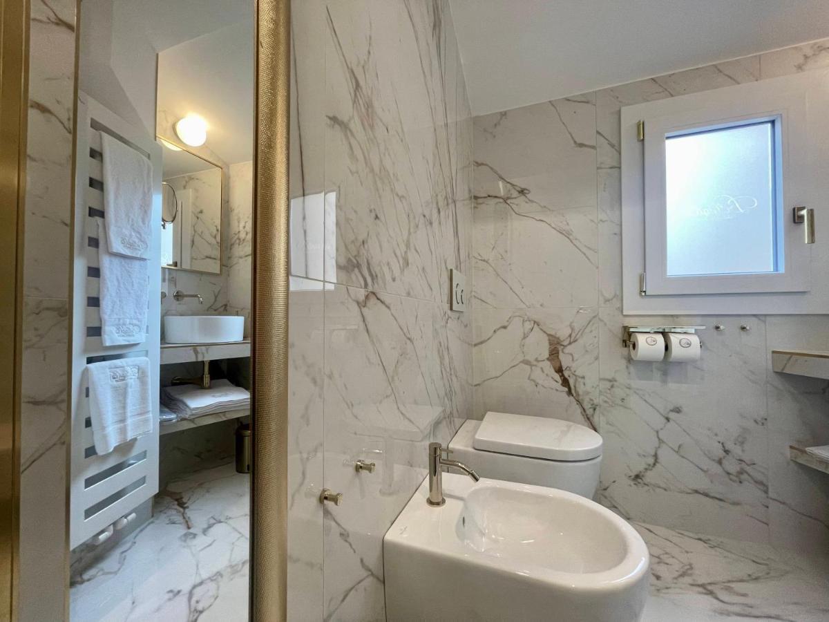 Bellagio Luxury Suites Apartments Zewnętrze zdjęcie
