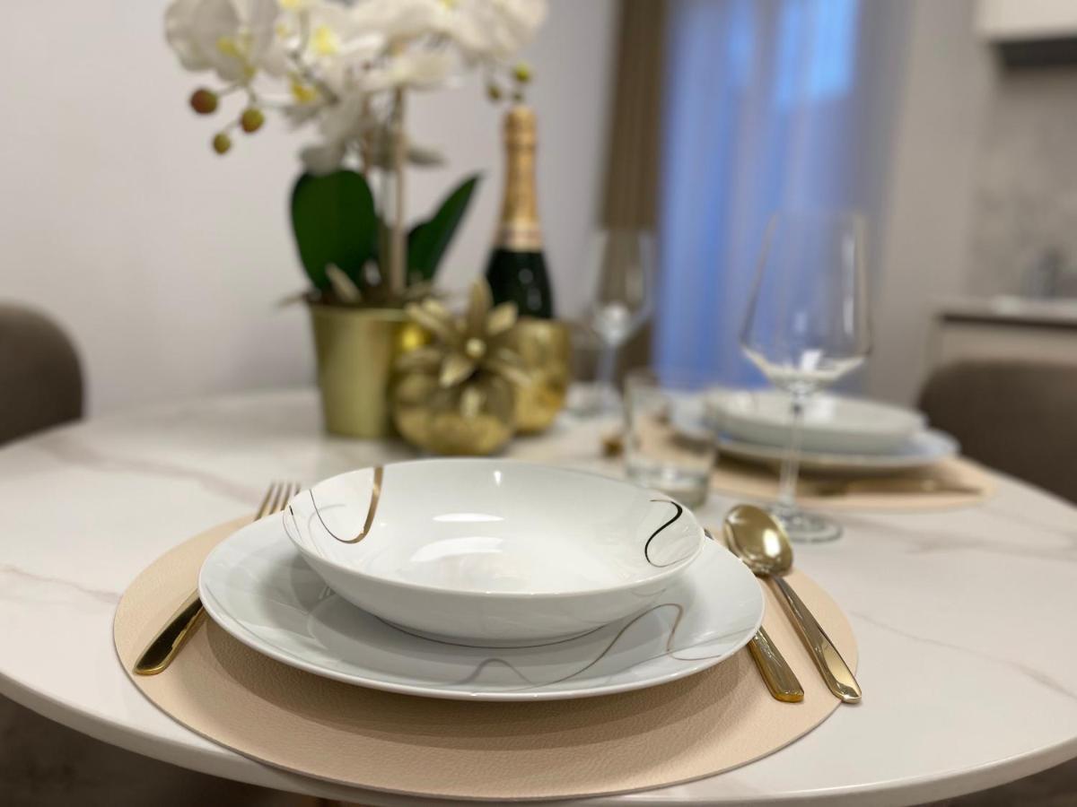 Bellagio Luxury Suites Apartments Zewnętrze zdjęcie