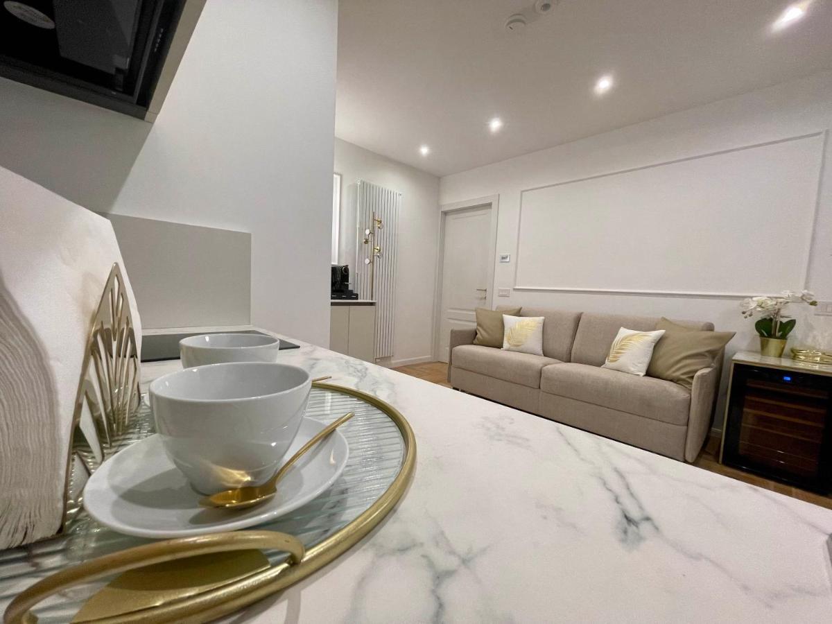 Bellagio Luxury Suites Apartments Zewnętrze zdjęcie